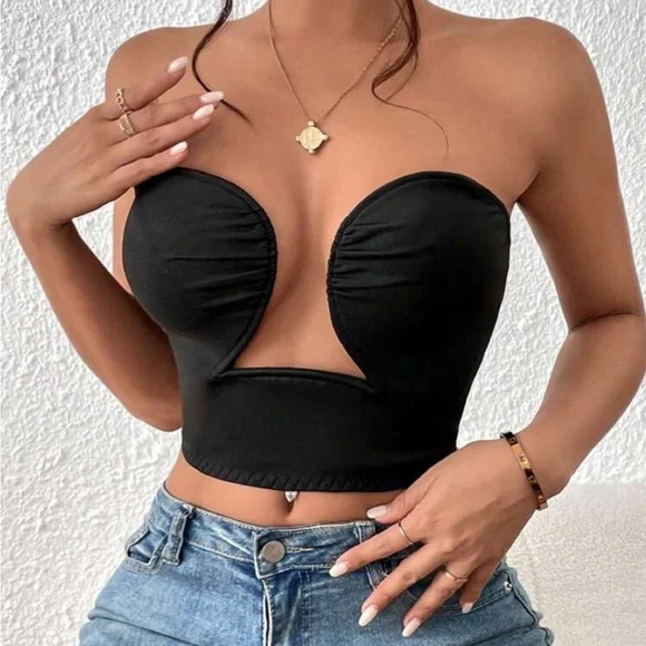 Solid Cut Out Top ❤️ - Picture 2 of 4